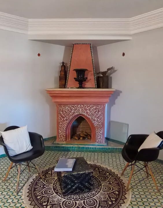 5353e3de-7f8e-4bac-9b8f-e924504aeaf3