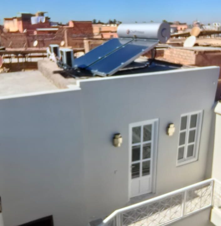 e494c640-9e09-41fc-973f-1c4a0fba2038