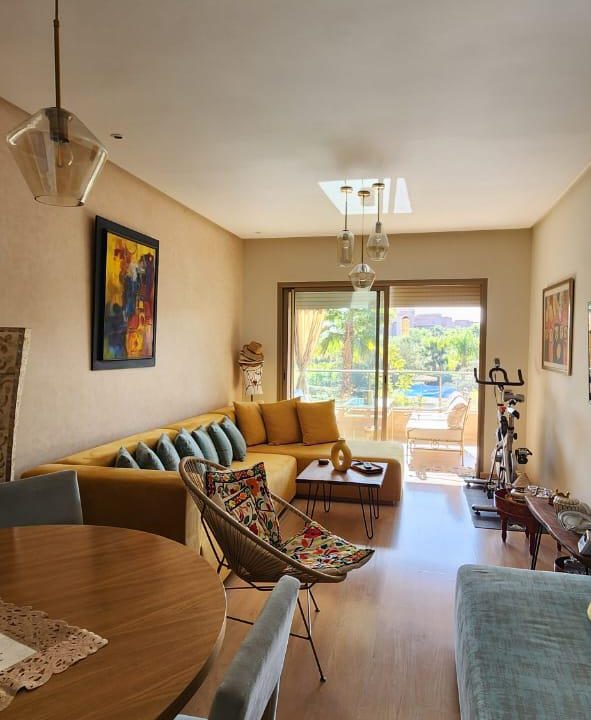 e9b9c927-b40f-40a0-a43e-180c38e27518