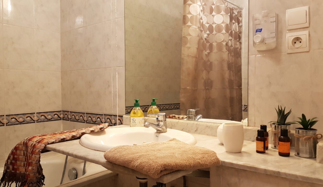 grok-image-a98a26e2-87f3-4496-8957-f53cf10a5783